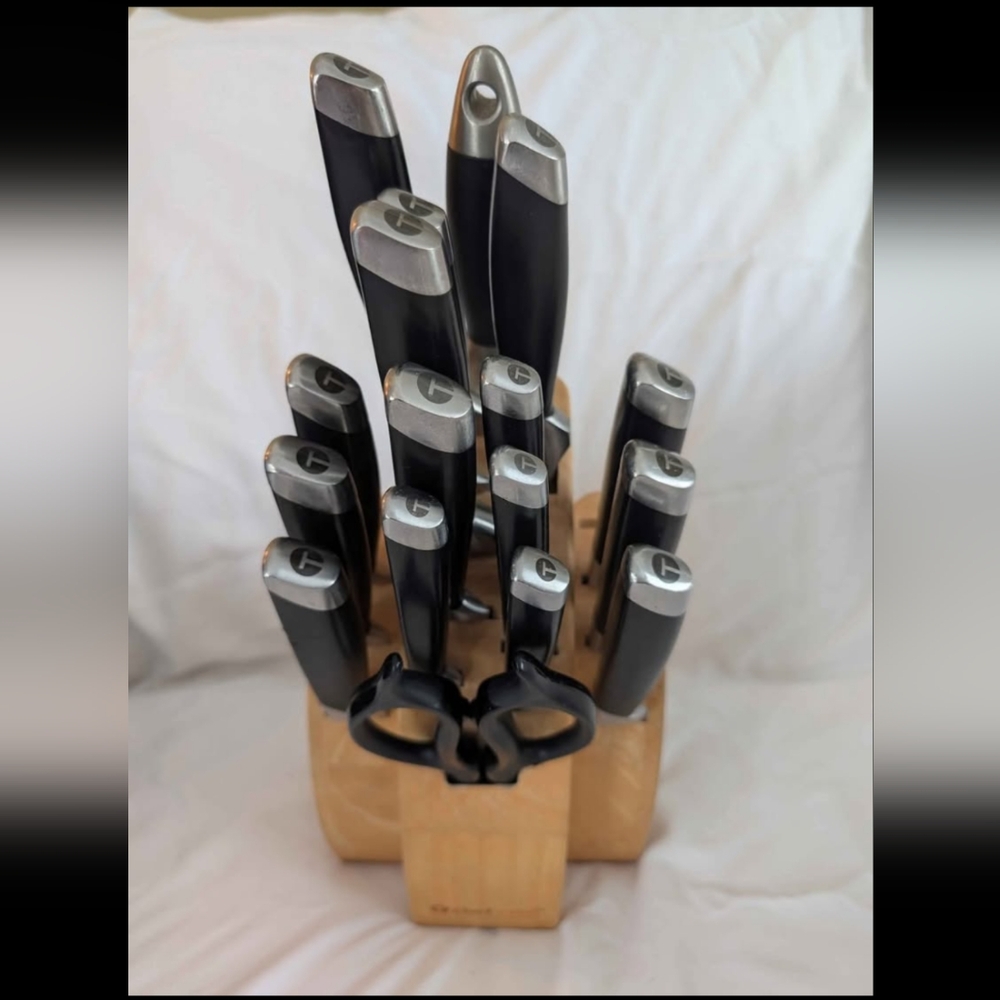 Tupperware Chef Series Knives & Block